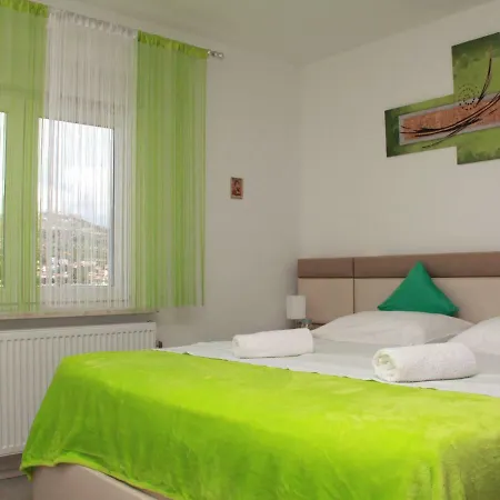 Charming In Greba Tica With Terrace Grebastica