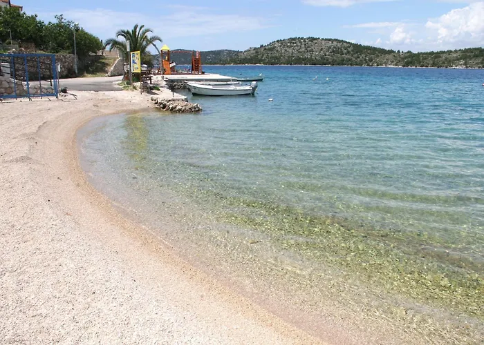 With Terrace Grebastica